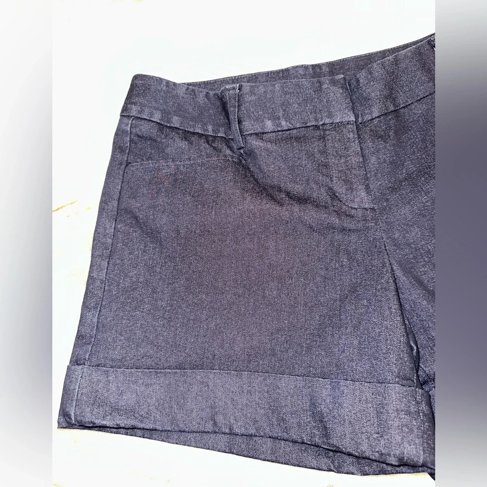 EUC Express Size 0R‎ Dark Denim Trouser Women's Shorts